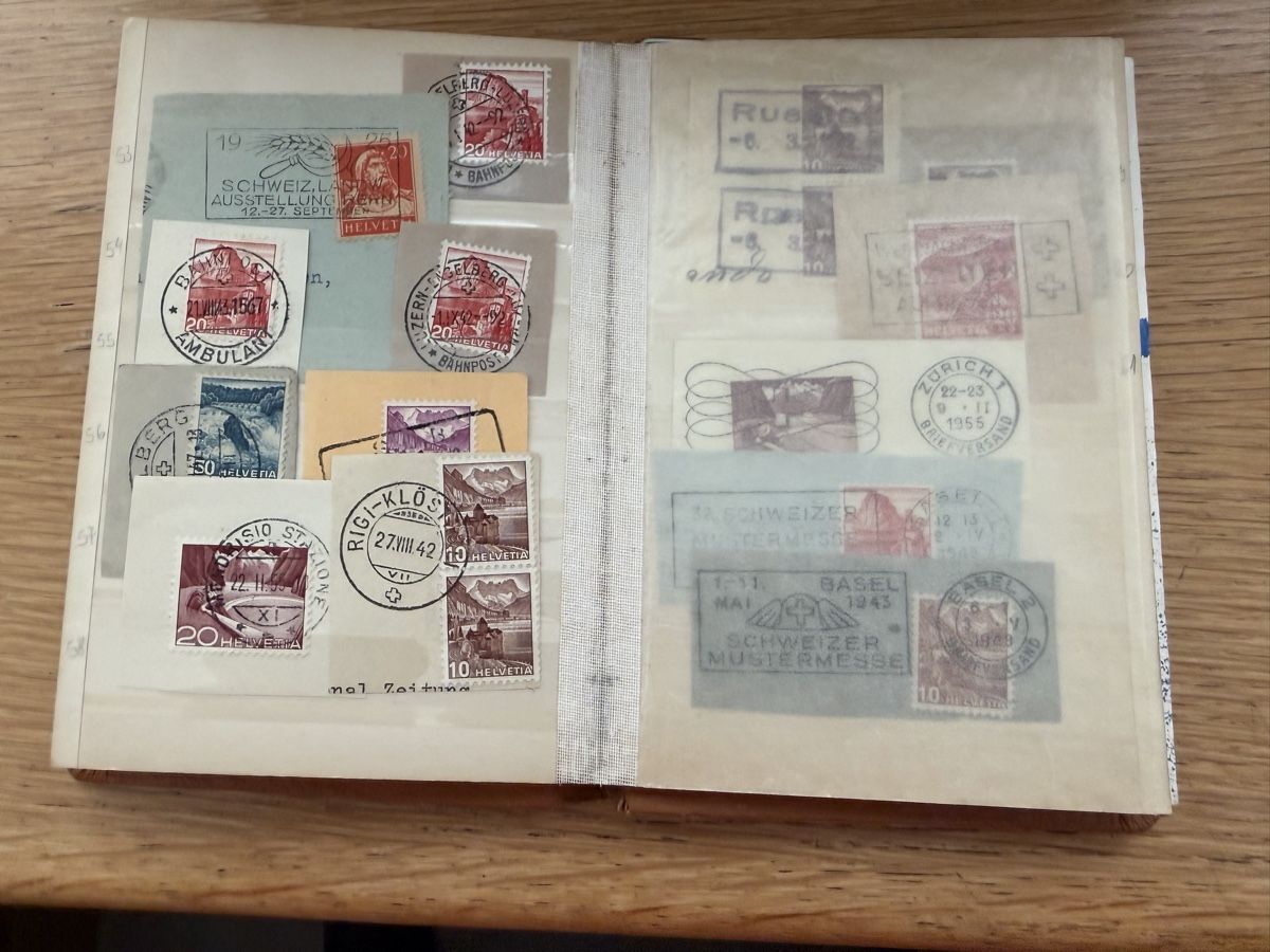 Tutti i francobolli: Kleines Album Schweizer Briefmarken  – Usato da Murgenthal venduto da Tina_4055 4