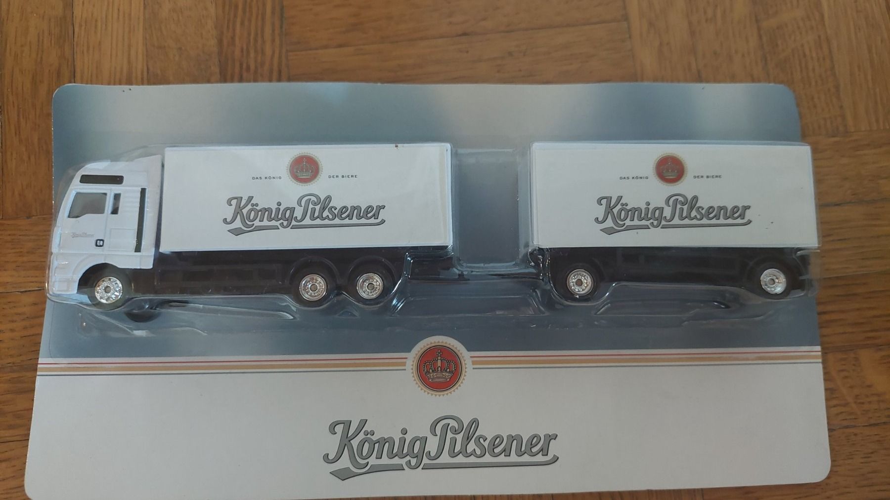 Modellbausätze & Standmodelle: Modelllastwagen König Pilsner – Neu und originalverpackt aus Erlinsbach von pfunky
