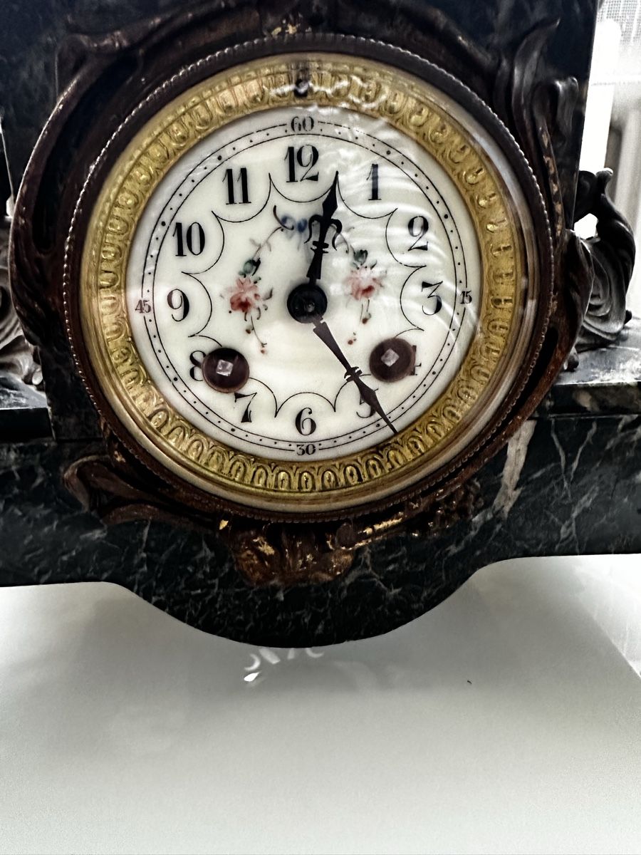 Orologi da terra & Orologi da parete: Französische Kaminuhr – Nuovo (secondo la descrizione) da Thun venduto da Dana5 8