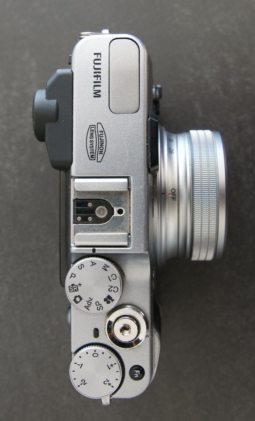 Fujifilm Fotocamera: Fujifilm X20 silver – Usato da Marin-Epagnier venduto da riga87 3