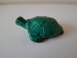 Schildkröte aus Malachit  handgeschnitzt und poliert