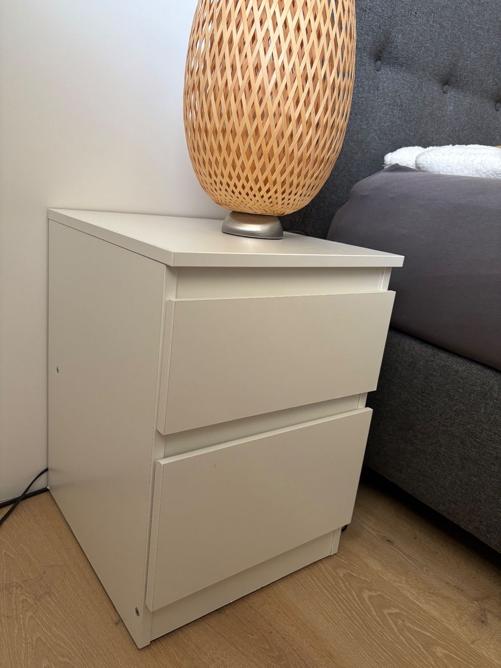 Ikea Tables de nuit: Nachttisch IKEA - Top – D'occasion à Ueberstorf par ori_98gq 1