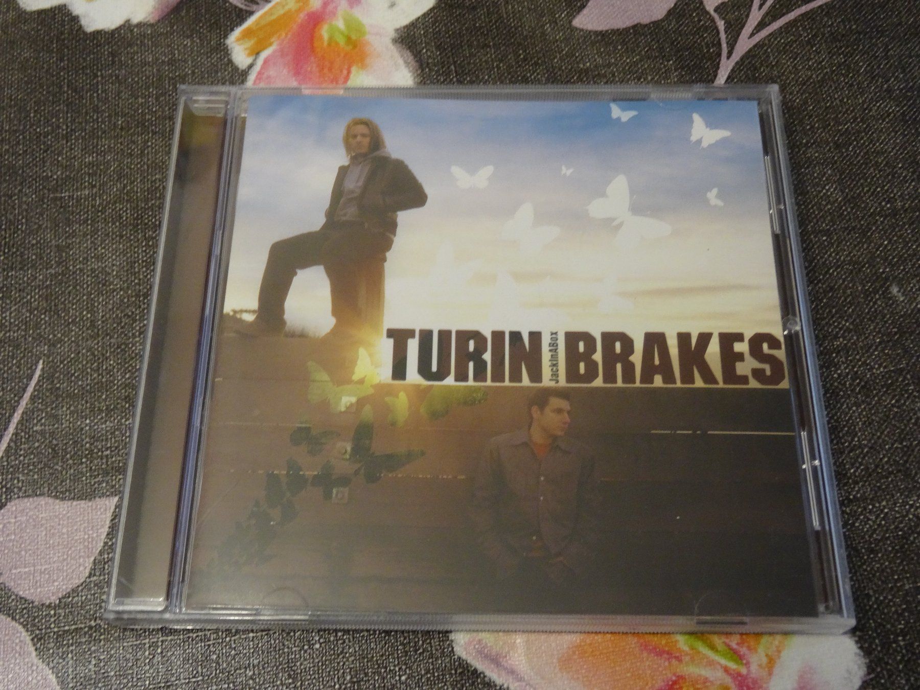 CD: Turin Brakes - JackInaBox CD – Usato da Olten venduto da Disc-Ausverkauf