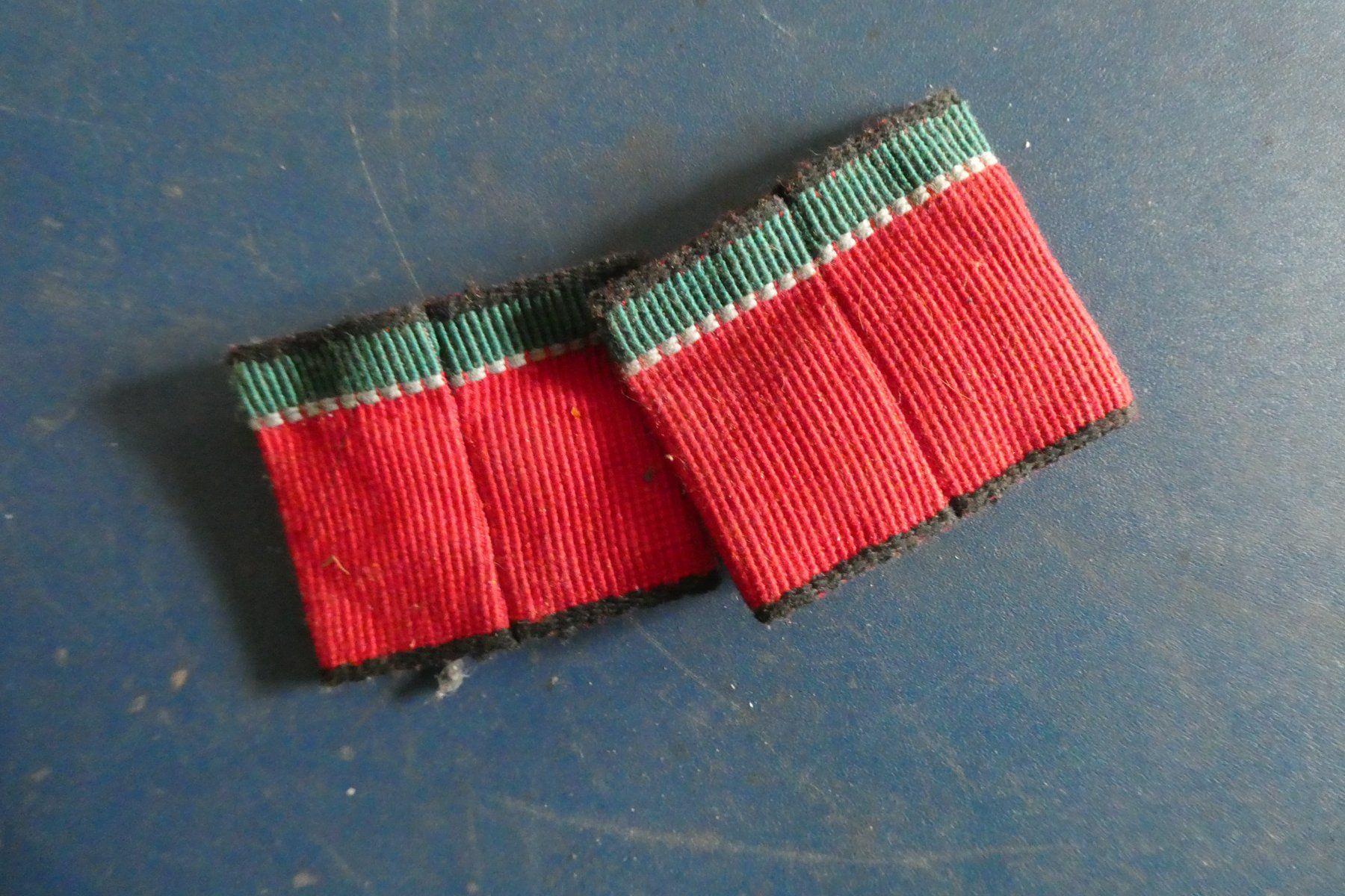 Schweizer Armee Plaketten & Abzeichen: insigne militaire – Gebraucht aus Fontaines NE von monloisir 1
