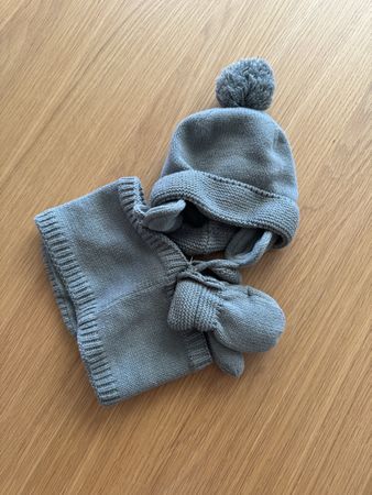 Set aus Mütze, Schlauchschal&Fäustlinge 3-6 Monate Vertbaude