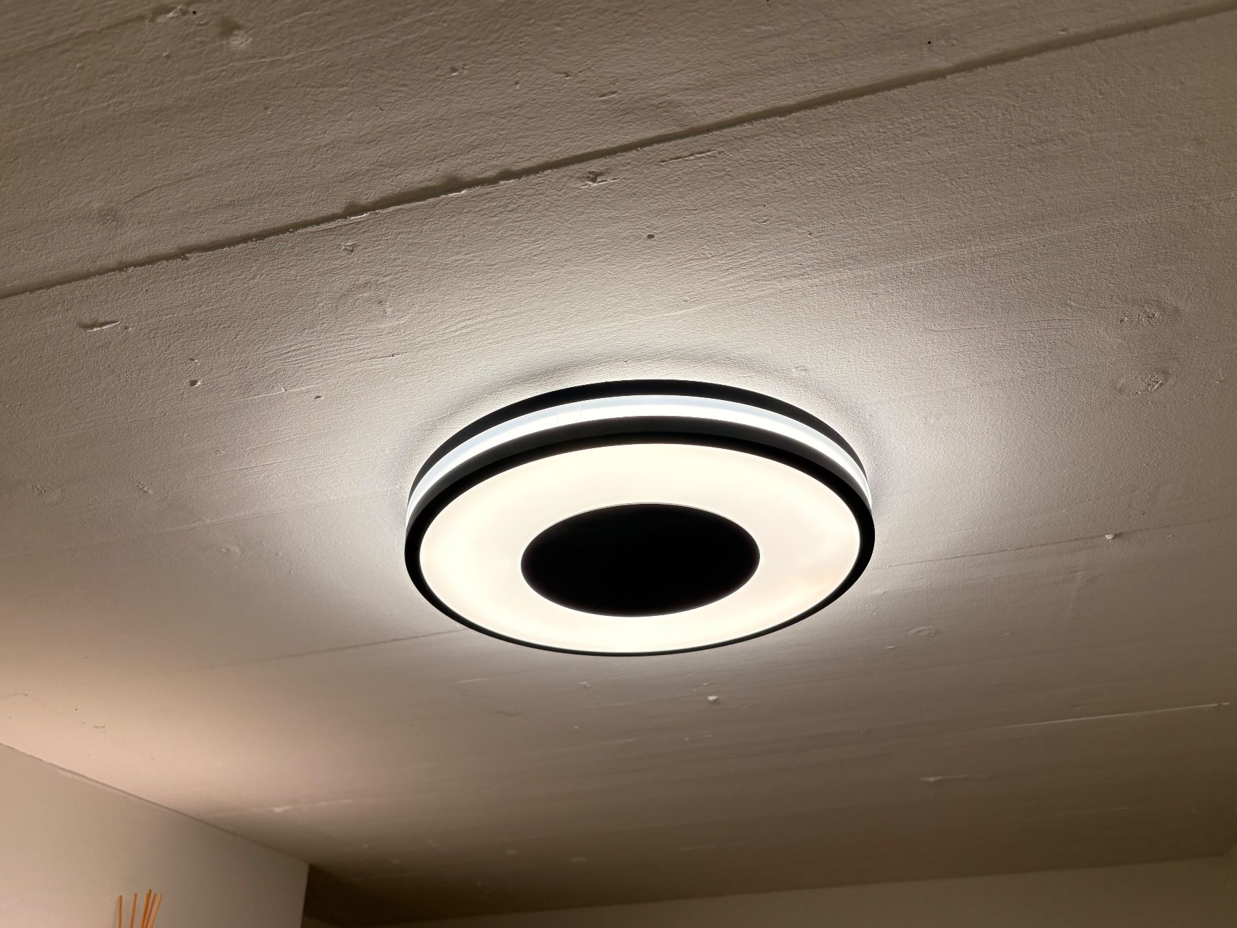 Philips Kronleuchter & Deckenlampen: Philips Hue Being Basis Deckenleuchte - Schwarz – Gebraucht aus Uetikon am See von gko_lpw8 4