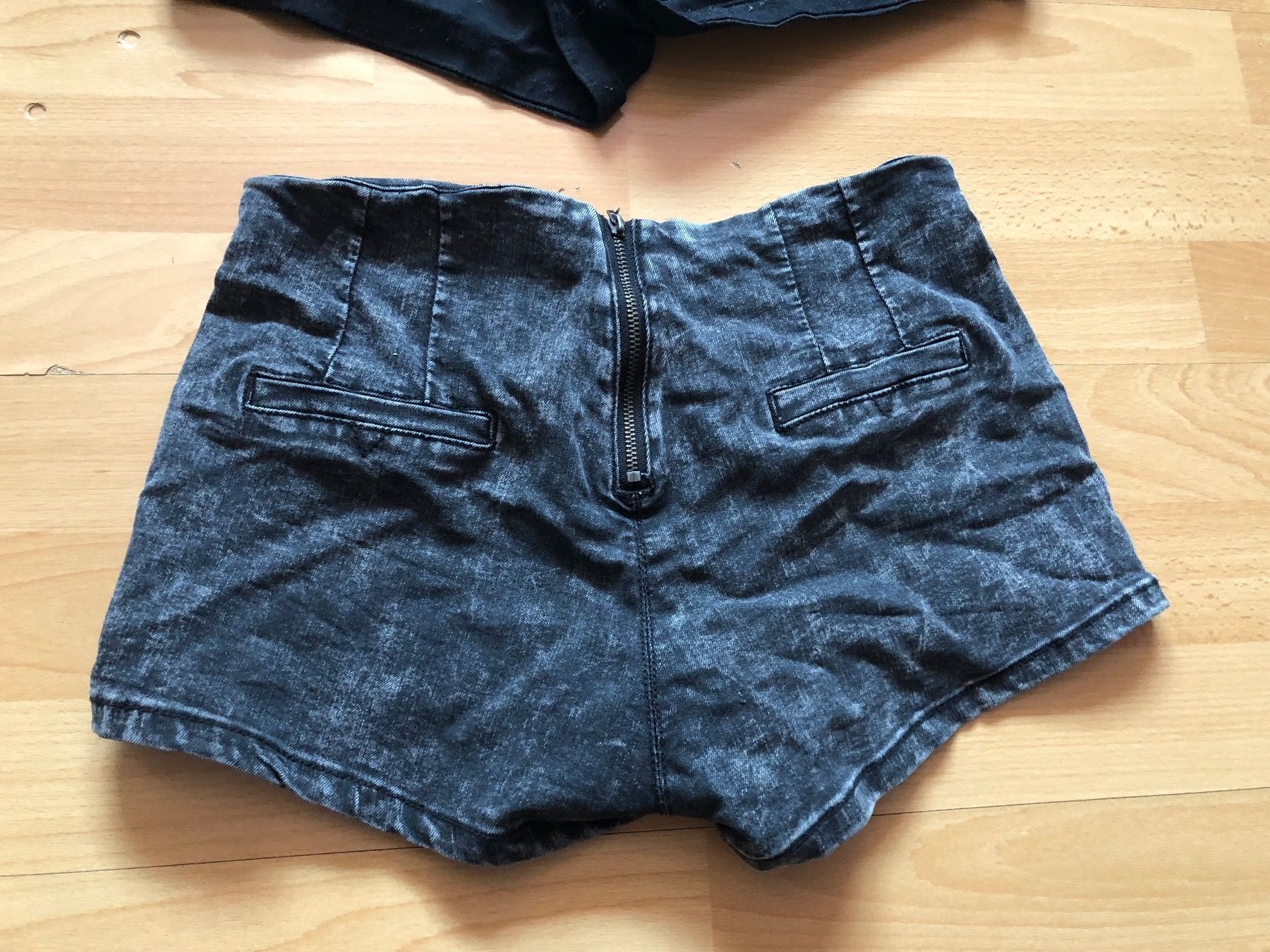 Pantaloni: Short‘s, Gr. XS – Usato da Hallwil venduto da claire70 1