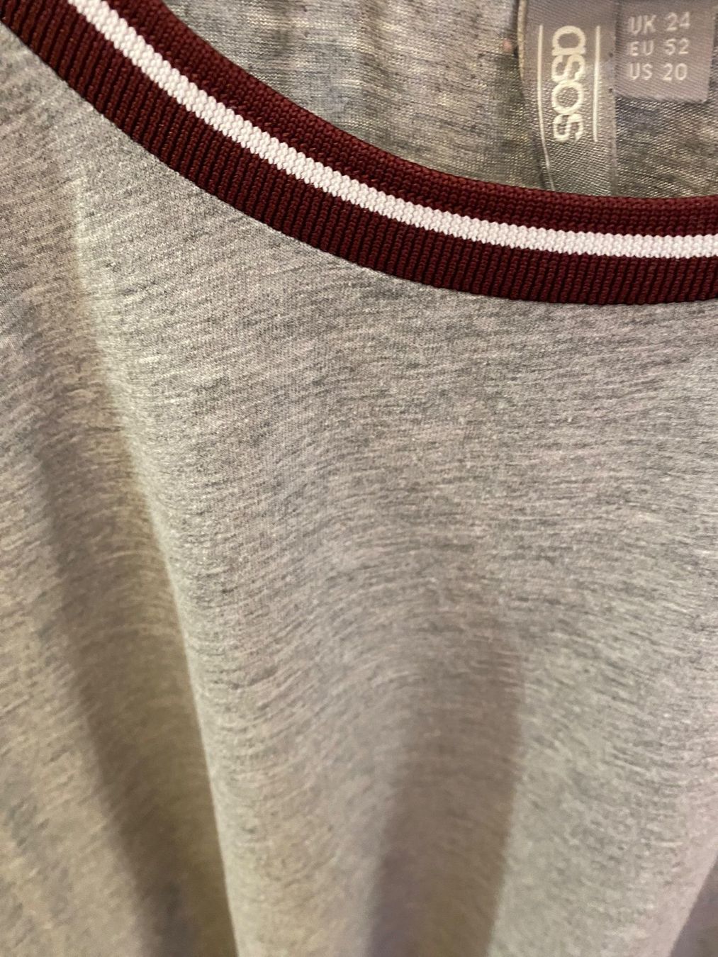 Asos T-Shirts: Asos T-Shirt grau rot Gr. 52 – Gebraucht aus Pratteln von a23_j2gs 9