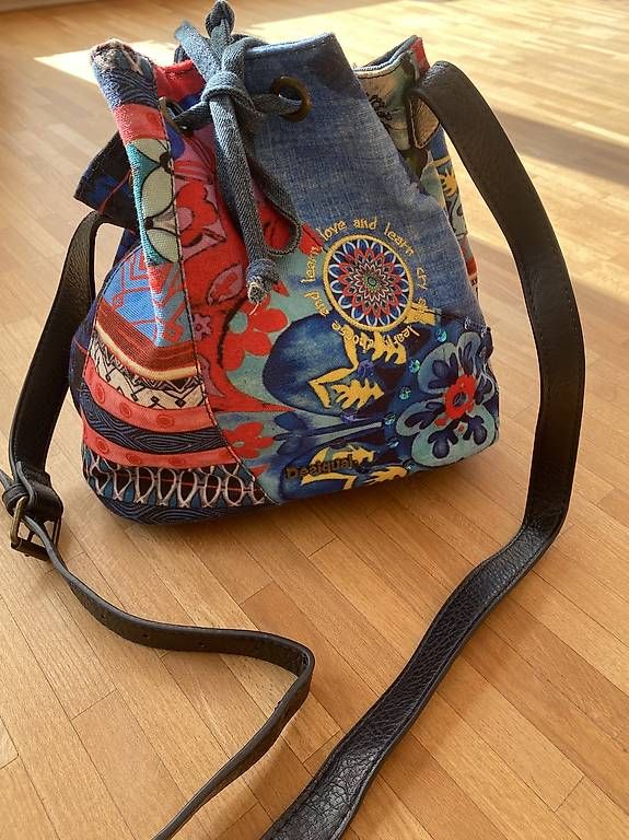 Borse da donna: Desigual Tasche – Usato da Winterthur venduto da Lini08 2