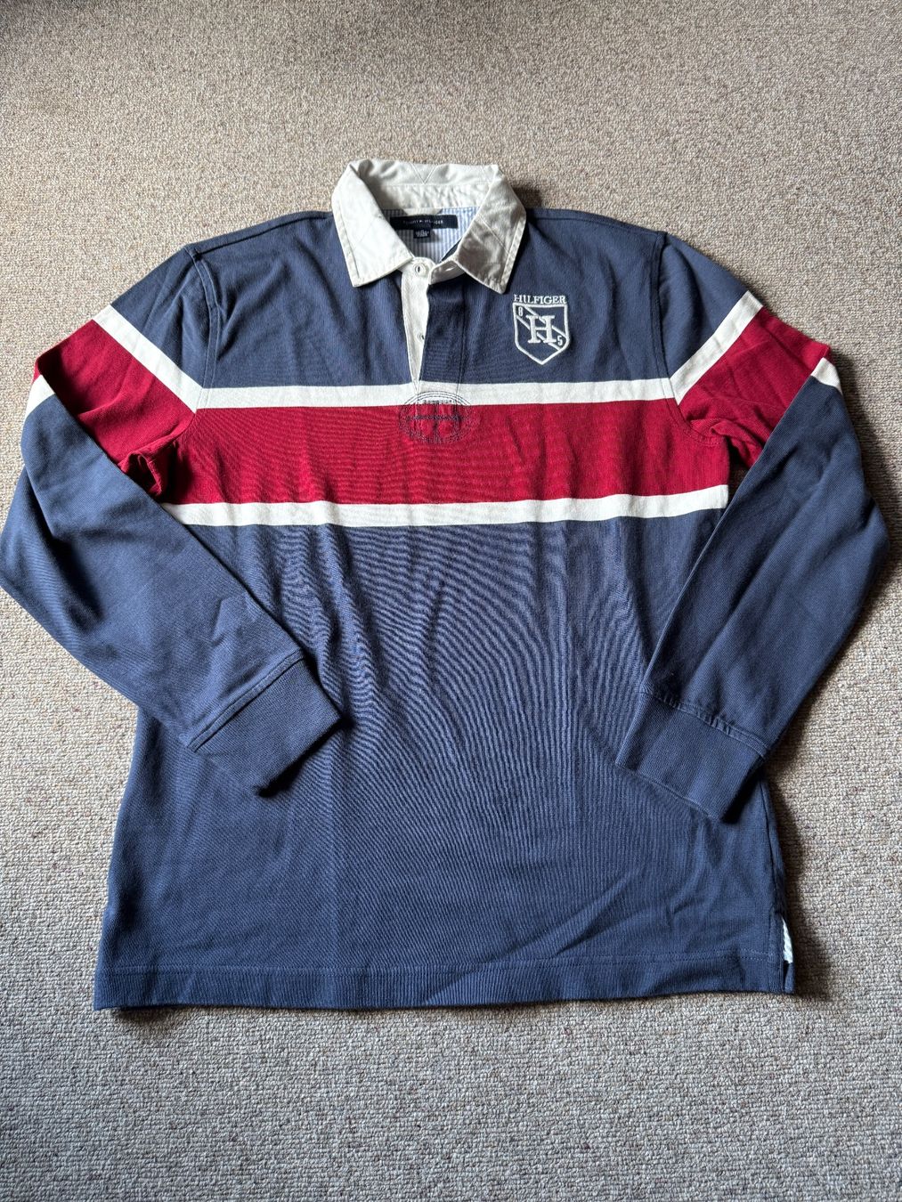 Tommy Hilfiger Maglioni & Felpe: Tommy Hilfiger Pullover Langarm Herren, Gr. M blau / rot – Usato da Thun venduto da dane_pao 1