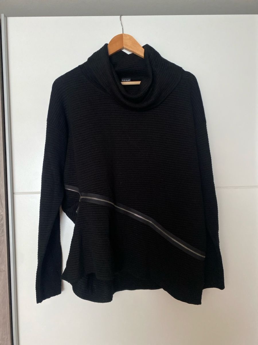 Pullover & Sweatshirts: Bodyflirt Pullover schwarz Kragen Grösse M – Gebraucht aus Alpnach Dorf von melbb