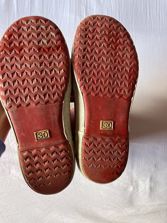 Chaussures garçon: Aigel Regenstiefel Grösse 30 – D'occasion à Haldenstein par meladin 2