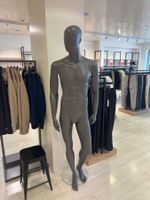 Profi Schaufensterpuppe Mann - neu über 300 Franken