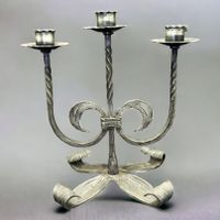 Ancien grand bougeoir chandelier à 3 branches en fer forgé