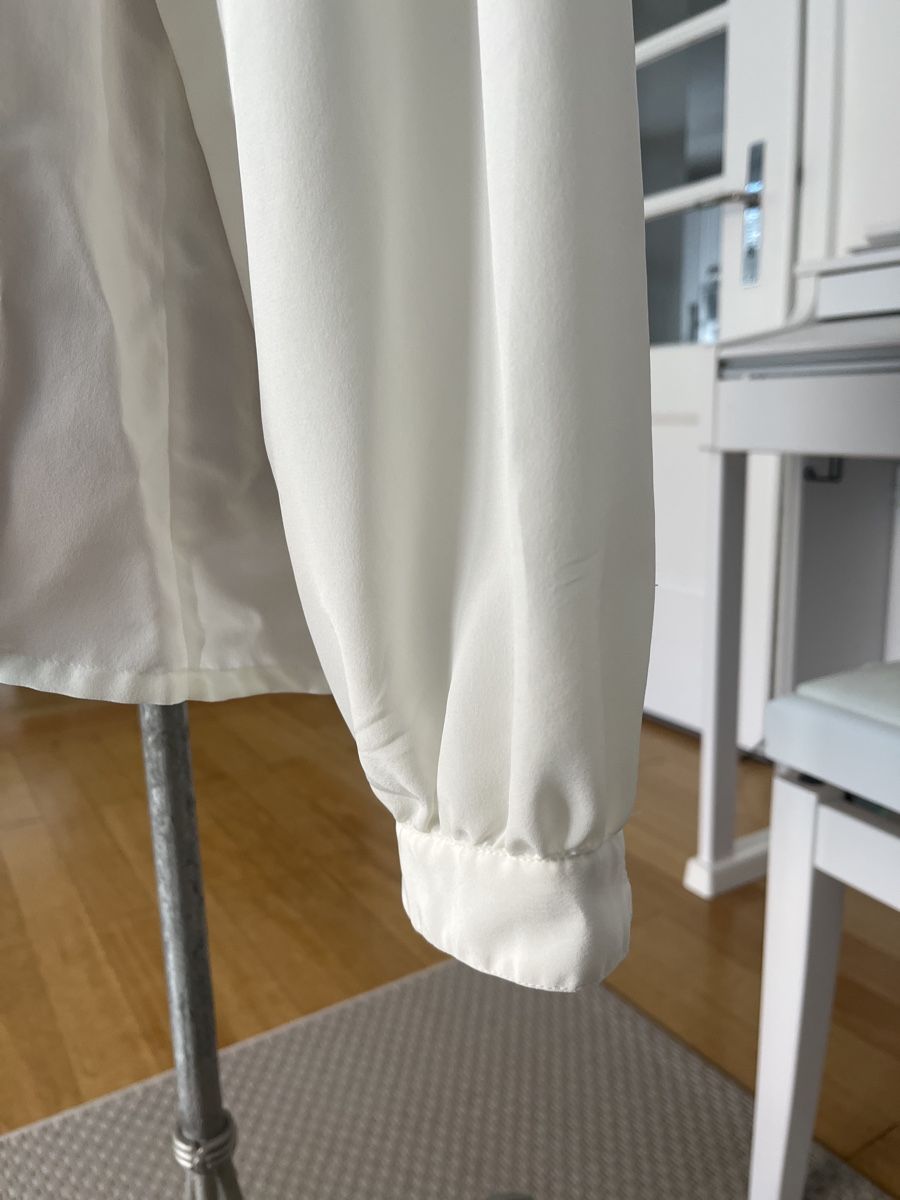 Camicette: Elegante Bluse, Creme, 42 – Usato da Solothurn venduto da Bobesch08 2