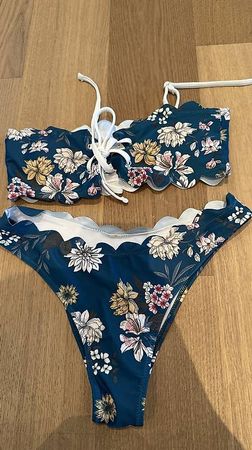 4 diverde Bikinis gr. S/M (pink, blau)