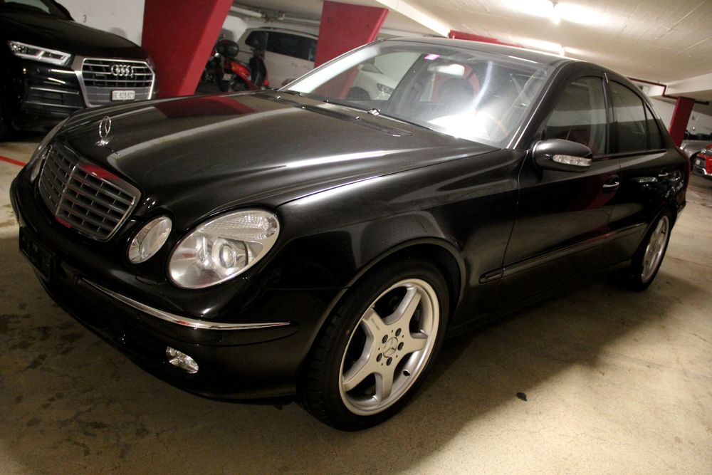 Mercedes-Benz E 320 Elégance (1st hand 100% original)