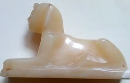 Antike Sphinx Figur aus Alabaster - Sammlerstück