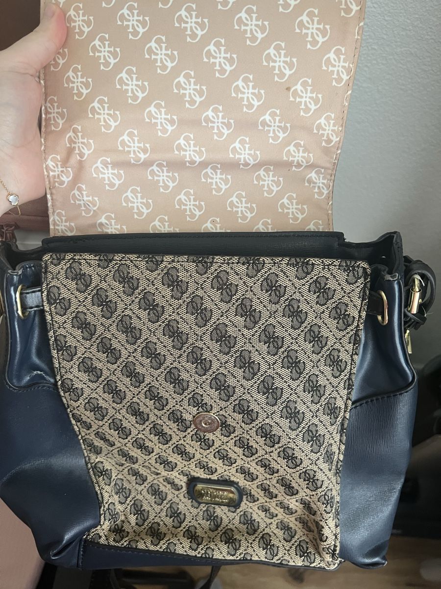 Guess Zaini: Guess Tagesrucksack – Usato da Dietikon venduto da rts888 2
