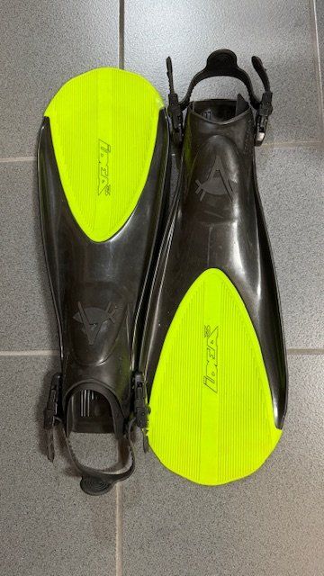 Palmes, Masques & Tubas: Flossen IDEA Compact M zum Tauchen oder Schnorcheln – Neuf (Voir description) à Stein am Rhein par Rhyviera