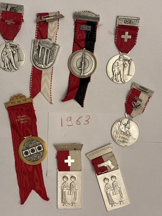 18 médailles de l’année 1963 Kaufen auf Ricardo