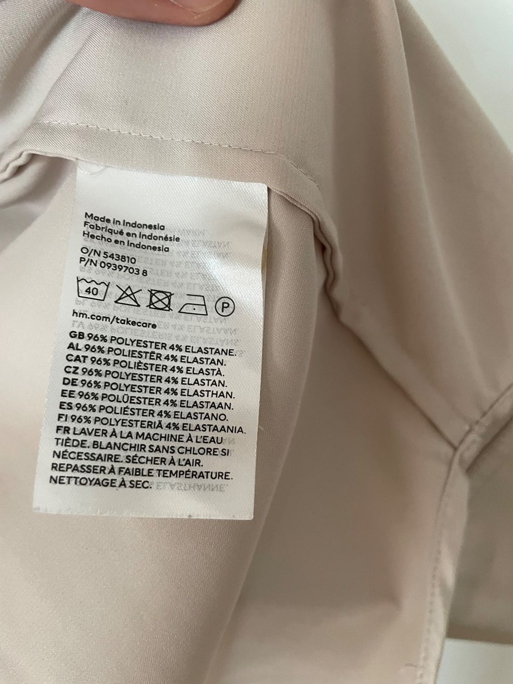 H&M Blusen: Bluse H&M – Gebraucht aus Fislisbach von arse 2