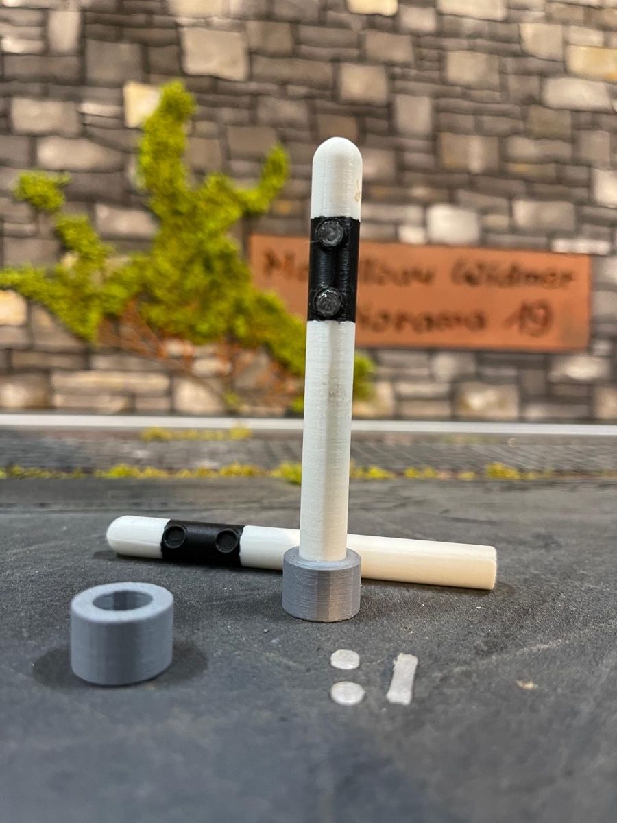 Modellismo RC: Strassen Pfosten 1:14 – Nuovo e nell'imballaggio originale da Altdorf UR venduto da modellbau-widmer 3