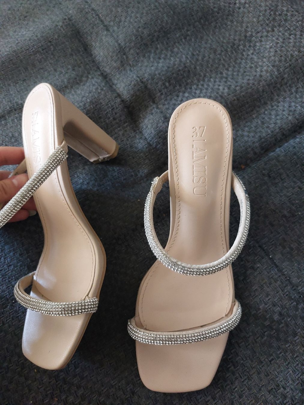 Damenschuhe: Sandaletten mit Strass, Beige, Gr. 37 – Gebraucht aus Gwatt (Thun) von B.D.999 6