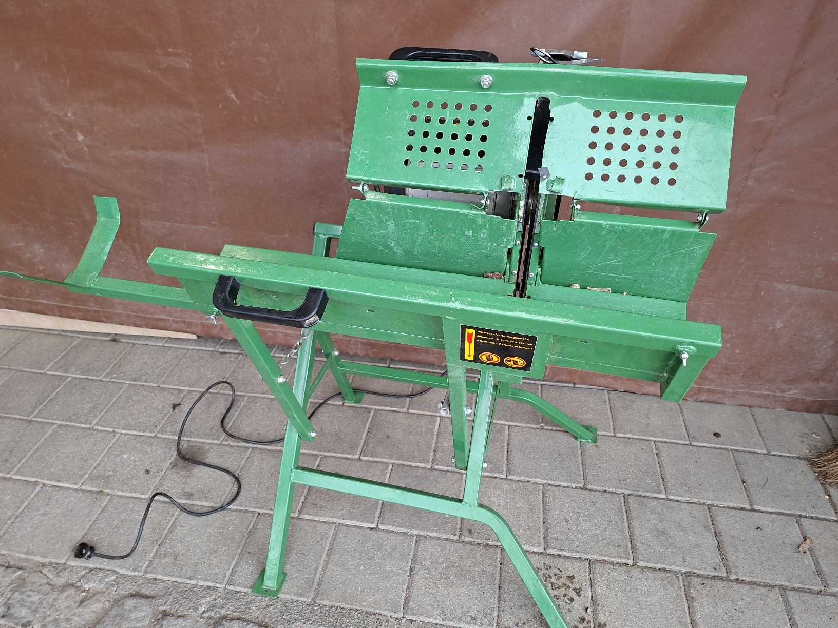 Sägen: Brennholzwippsäge Agraro 230 V – Gebraucht aus Niederuzwil von peter. 1