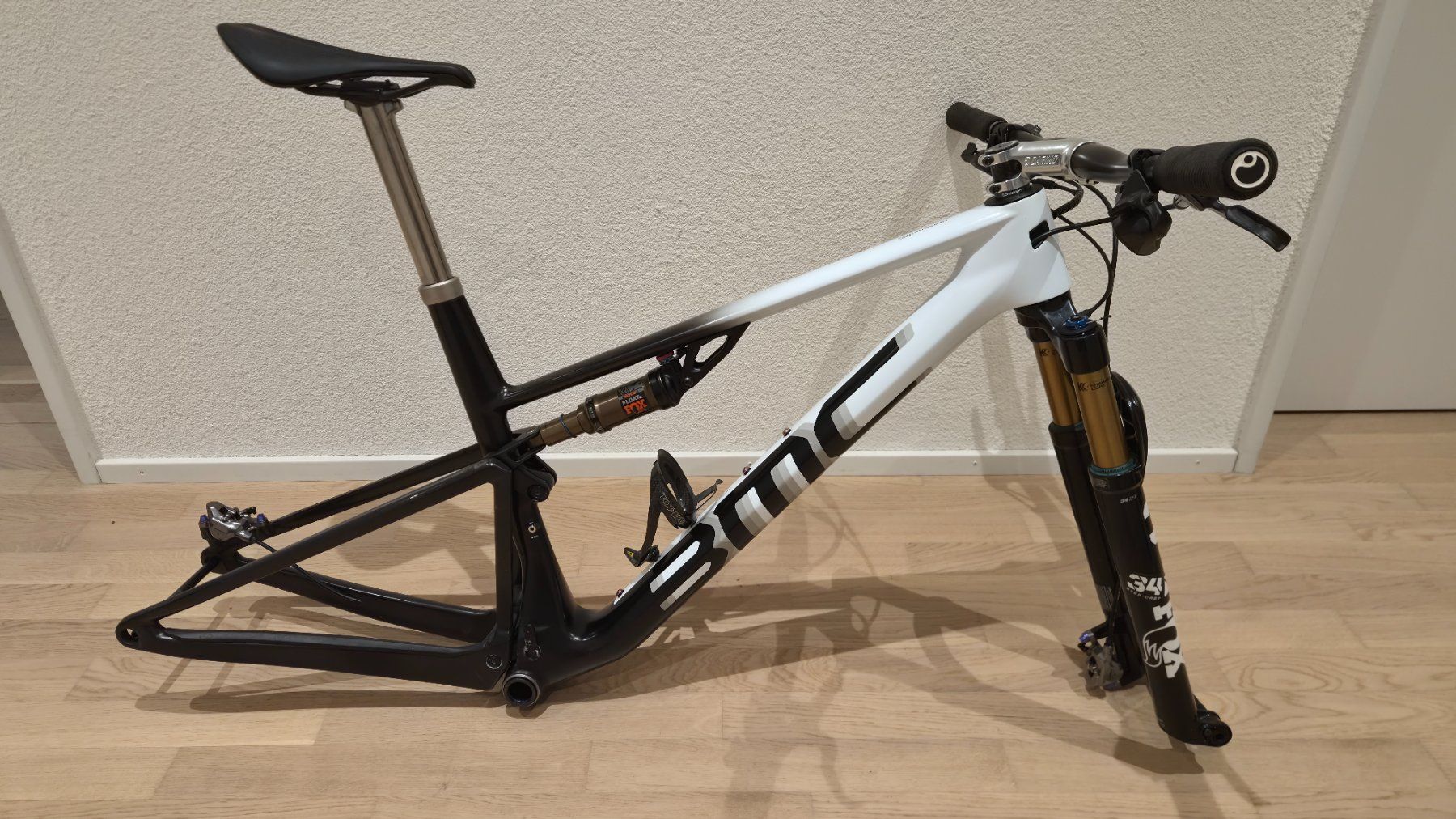 BMC Biciclette: BMC Fourstroke 01 LTD. Grösse "L" – Usato da Staufen venduto da Michi_k