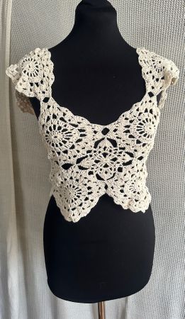 Wunderschönes Häkeloberteil aus Baumwolle Gr. S (Handmade)