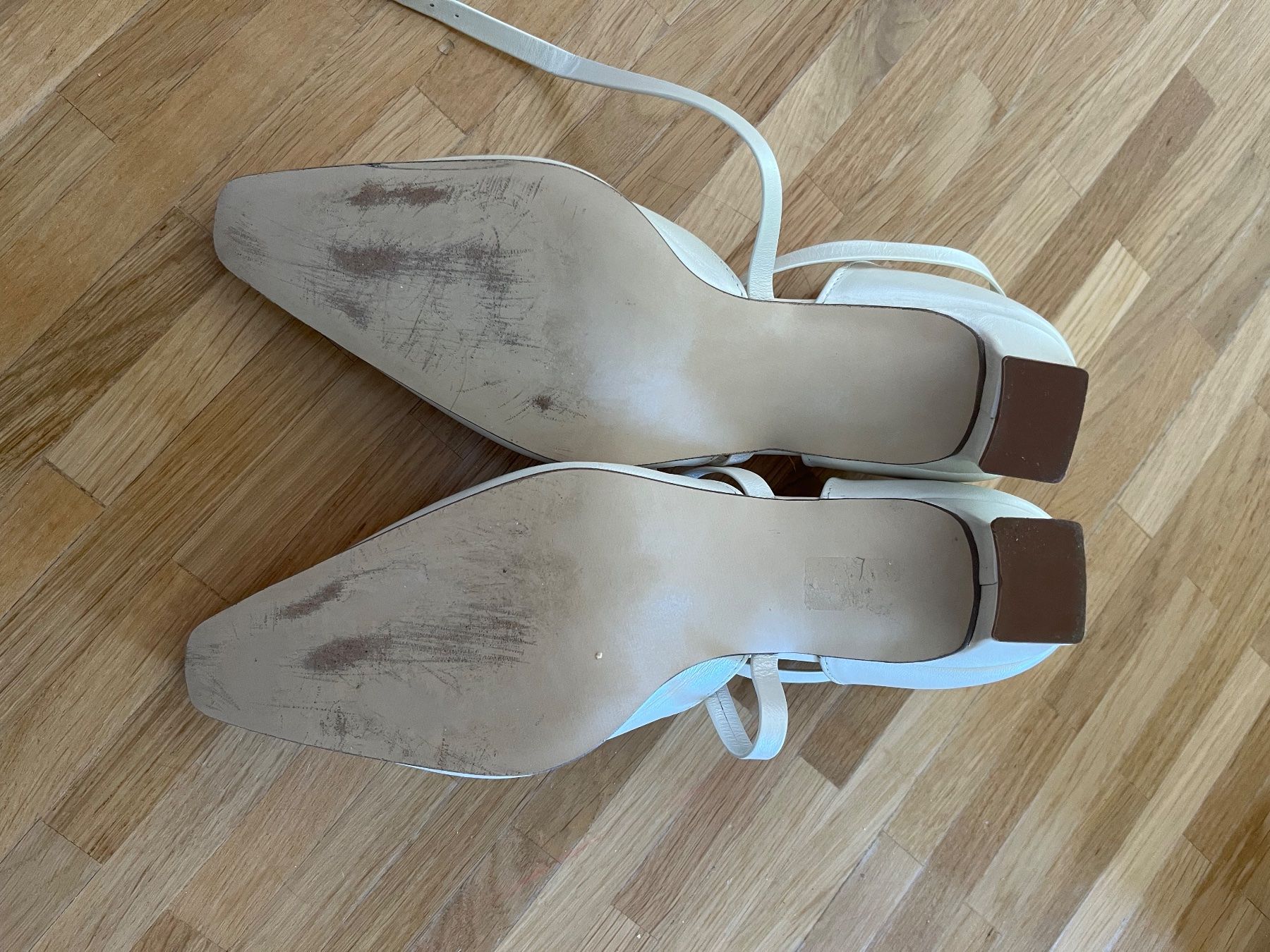 Scarpe da donna: Hochzeitsschuhe – Usato da St. Gallen venduto da hel_z86y 1