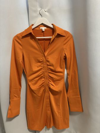 Vestito arancione corto a maniche lunghe H&M. XS