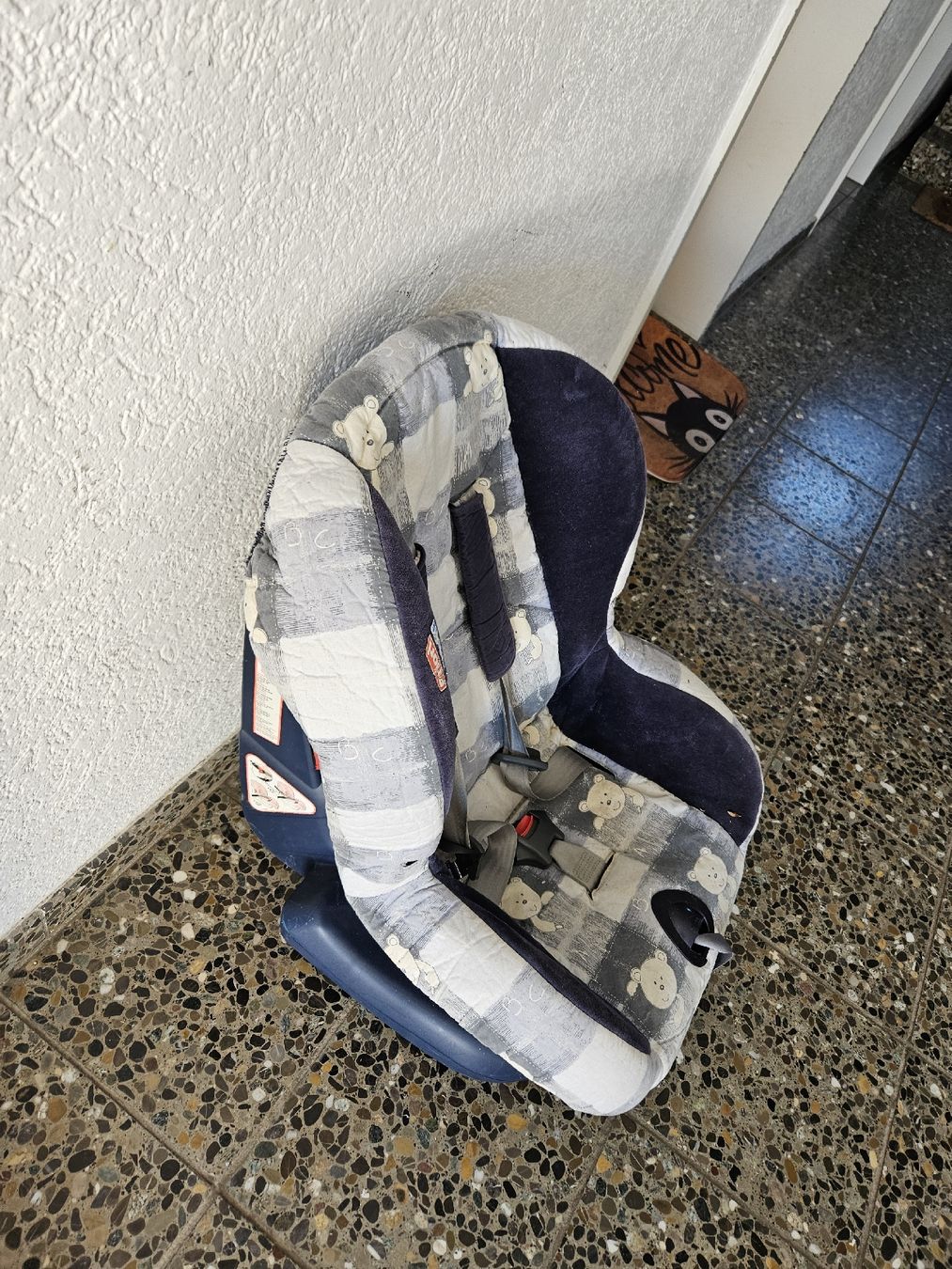 Seggiolini per auto: Auto Kindersitz  – Usato da Besenbüren venduto da ste_dh5c