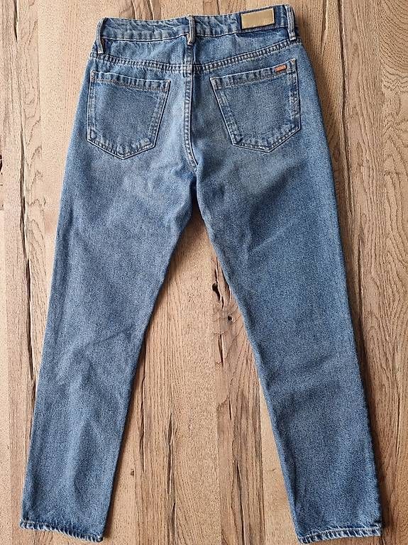 Jeans: Jeans REIKO Gr.28 – Usato da Ostermundigen venduto da d-p73 3