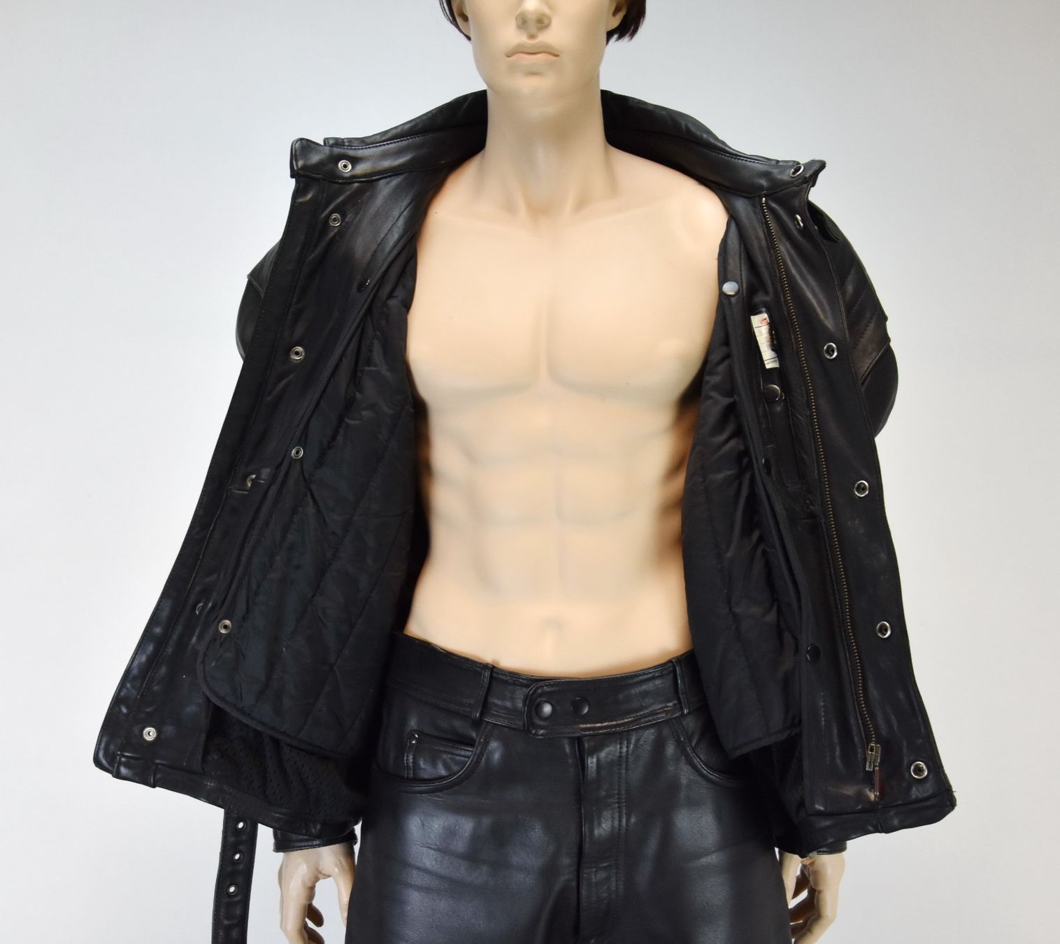 Giacche: Herren Motorrad Lederjacke Robust Freizeit Schwarz Gr.L – Usato da Wohlenschwil venduto da ABC-Vintage 8