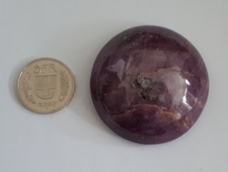 Pierres précieuses: XXL Sternrubin 1023ct mit Chatoyance Ruby Specimen – Neuf (Voir description) à Pfäffikon ZH par mrstone