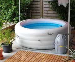 Aufblasbarer Wihrlpool