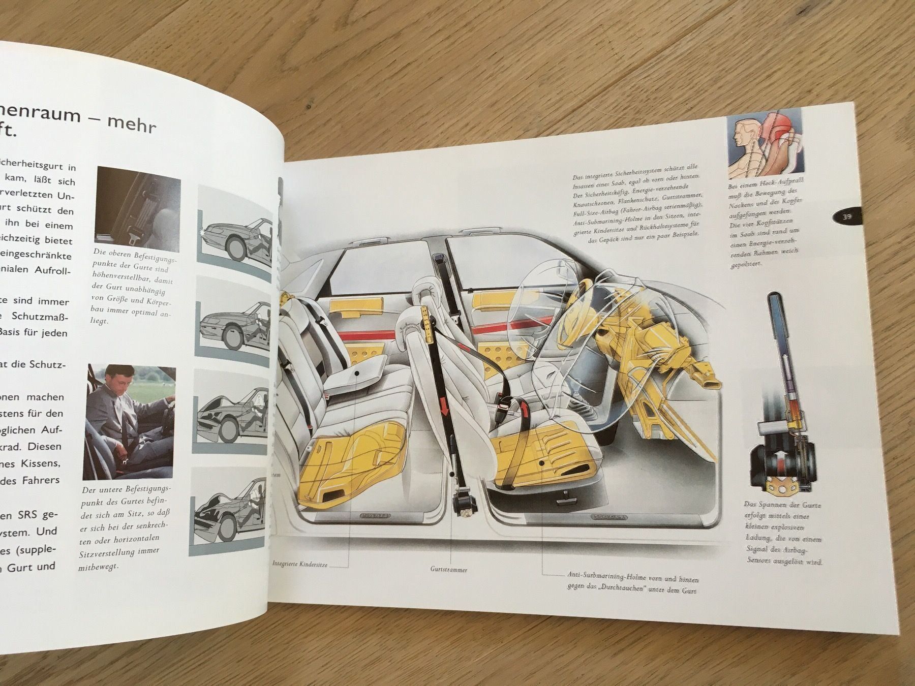 Libri: SAAB Buch Form & Funktion – Nuovo e nell'imballaggio originale da Bauma venduto da haelge01 3