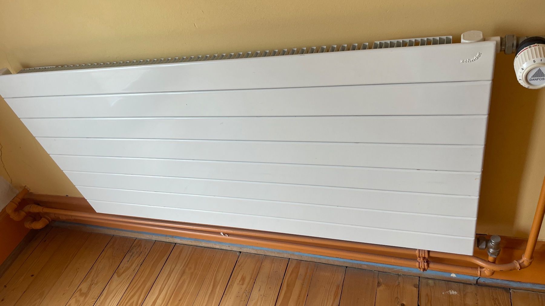 Zehnder Heizgeräte: Radiatoren – Gebraucht aus Othmarsingen von ami_9f5j 2
