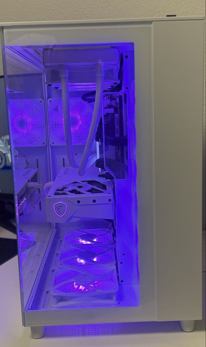 Nvidia PCs: High-End White Build Gaming PC – D'occasion à Altendorf par dod_tmb7 1