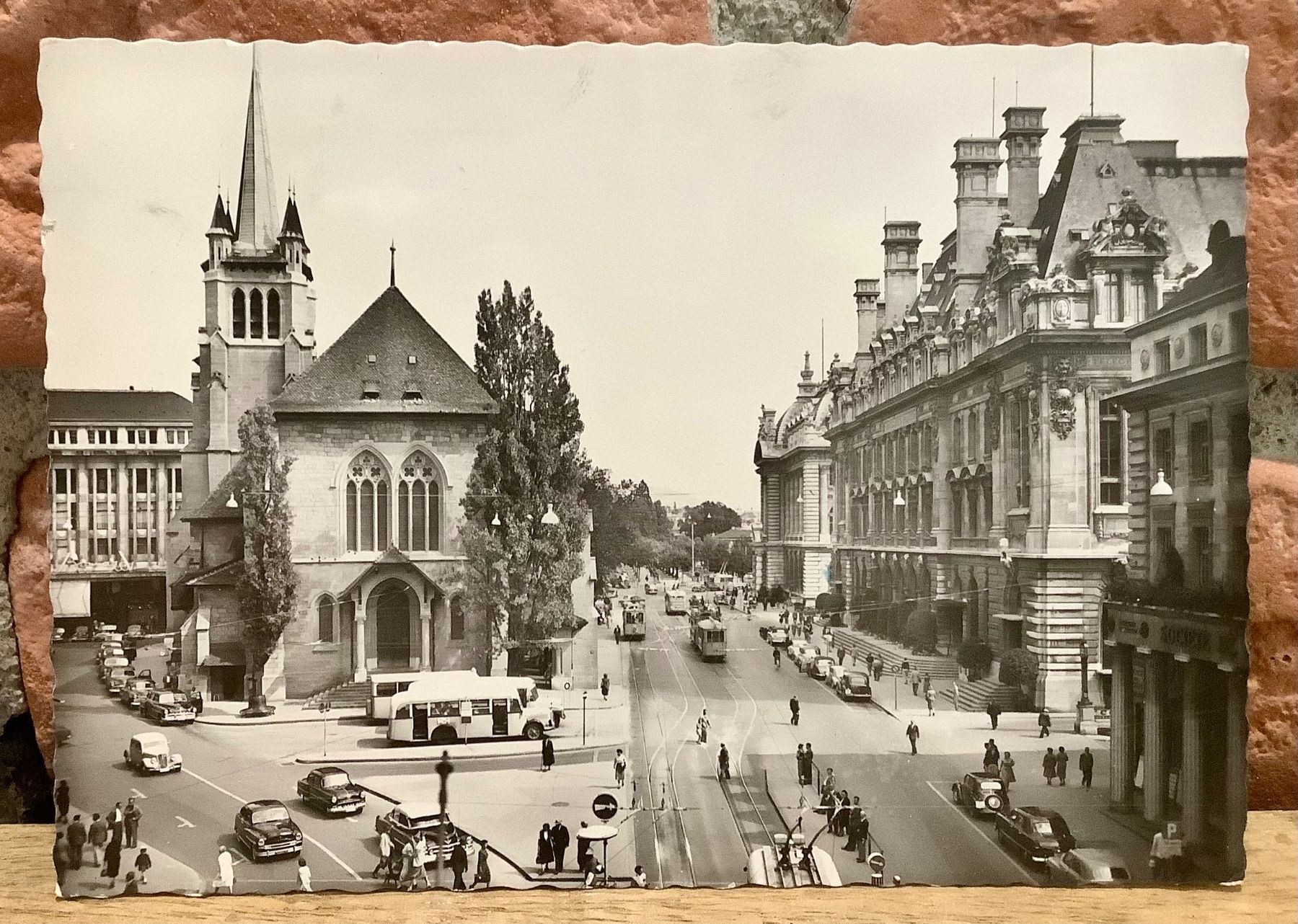 Cartoline postali: 1957 - Kirche & Post - Oldtimer Tram Bus Belebt Grossformat – Usato da Root venduto da ENGLAND-TREASURES