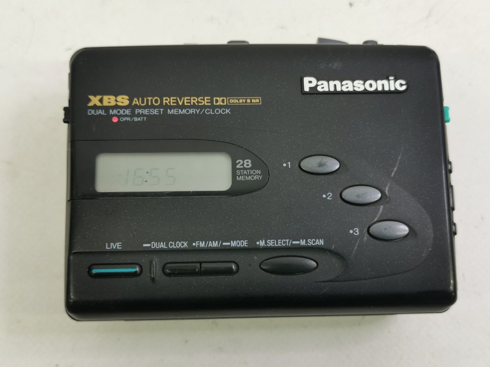 Retro Walkman Panasonic RQ V200 mit Radio | Acheter sur Ricardo