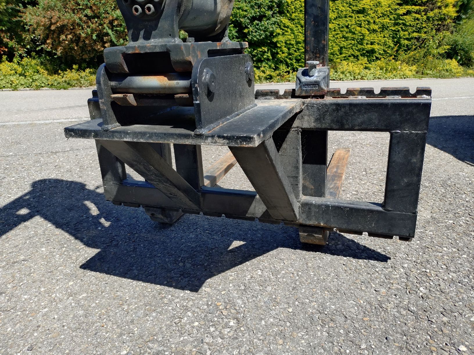 Escavatori: Gabelträger für Bagger – Usato da Brünisried venduto da Real_power 2