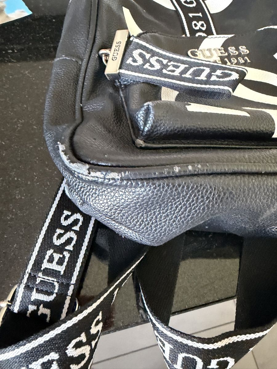 Guess Borse: 10 – Usato da niederhasli venduto da Italiana07 1