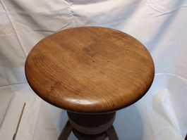 tabouret en bois tourniquet bois dur top