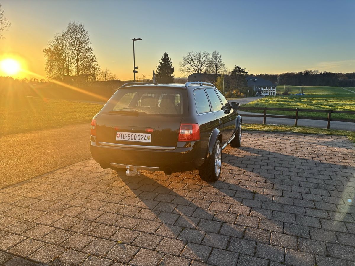 Audi Automobili: Seltener Audi Allroad als 4.2 V8 – Usato da Hugelshofen venduto da lenkfliege 7