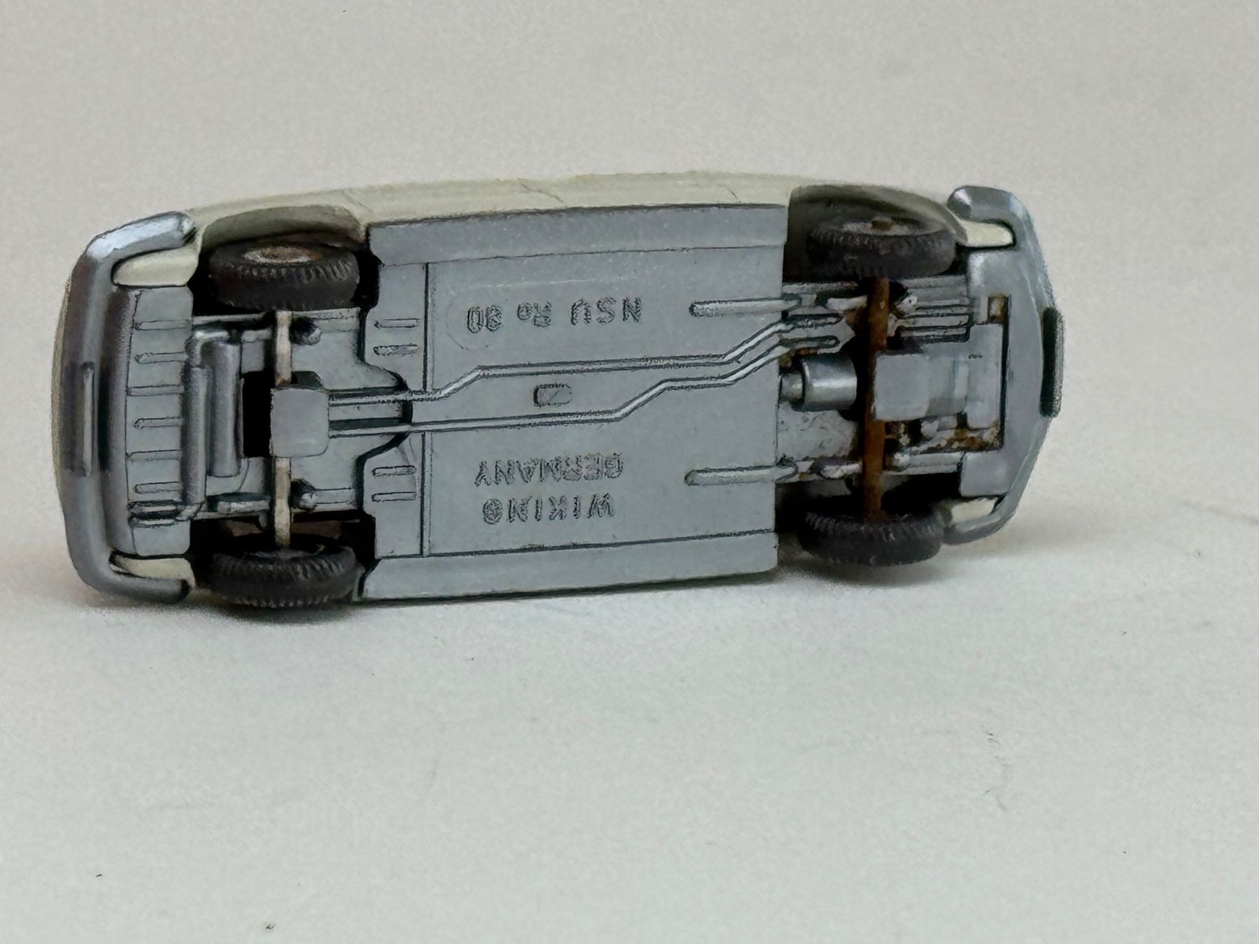 Wiking Modellini d'auto: SG-Wiking NSU RO 80 perlweiss – Usato da Elm venduto da Wikmtz 2