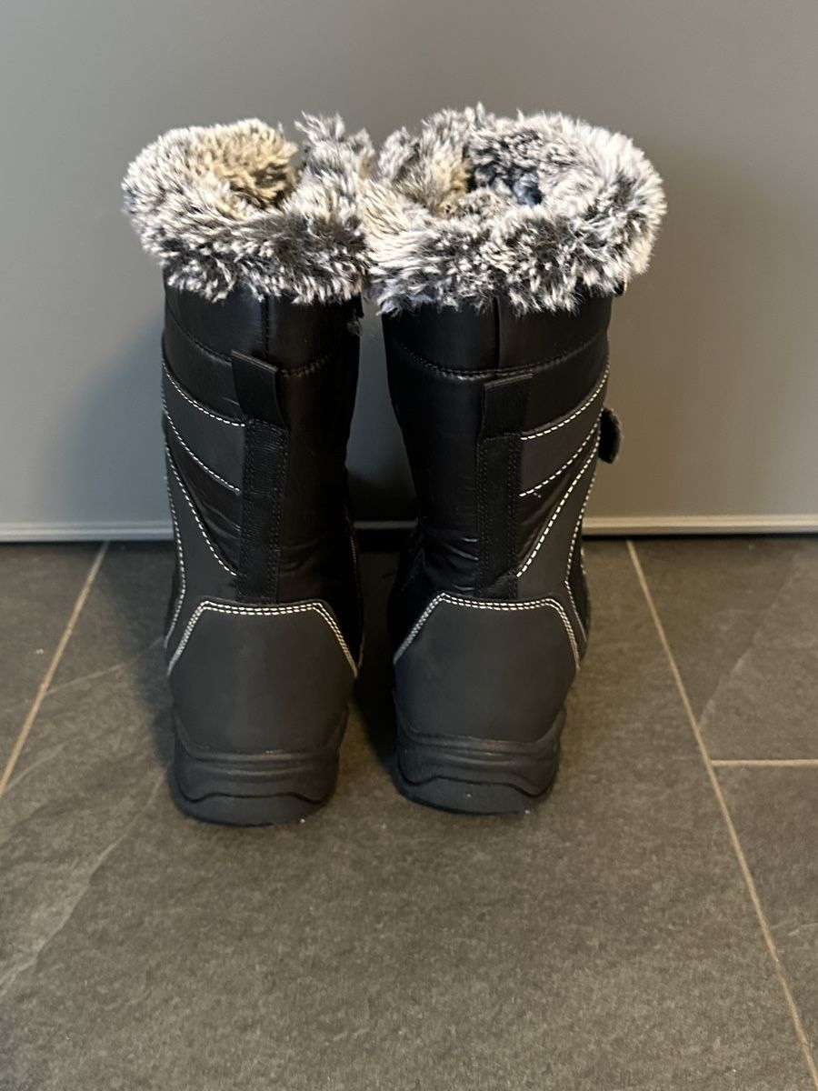 Friboo Scarpe per ragazze: Friboo Winterstiefel Gr. 32 – Usato da Windlach venduto da Binchen0 2