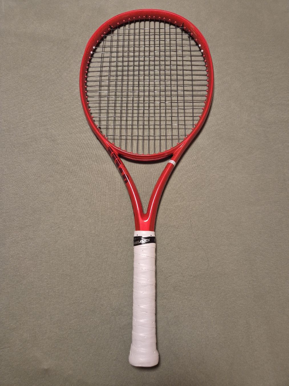 Wilson Raquettes: Wilson Defyer 100 L2 – D'occasion à Wilderswil par AlephTav